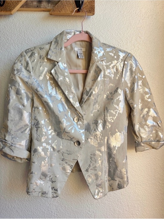Cache Jackets & Blazers - Y2K Cream Leather Blazer with Silver Foil size 4